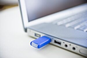 外国人を採用募集する際の注意点